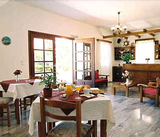 Imagen del bar/restaurante del Hotel Galaxy Pension. Foto 3