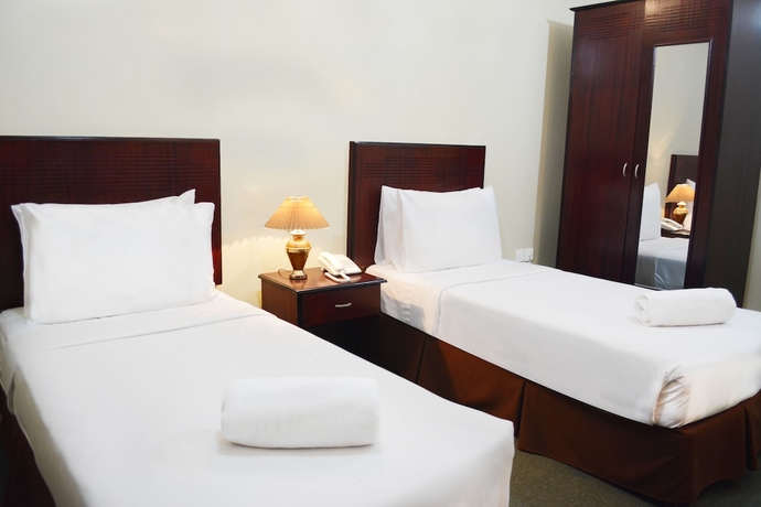 Imagen de la habitación del Hotel Galaxy Plaza. Foto 9