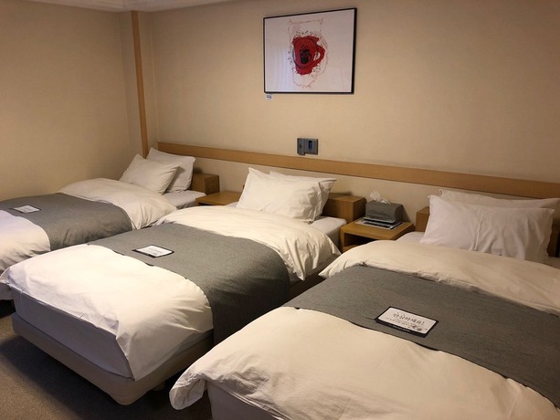 Imagen de la habitación del Hotel Galaxy, Pohang. Foto 8