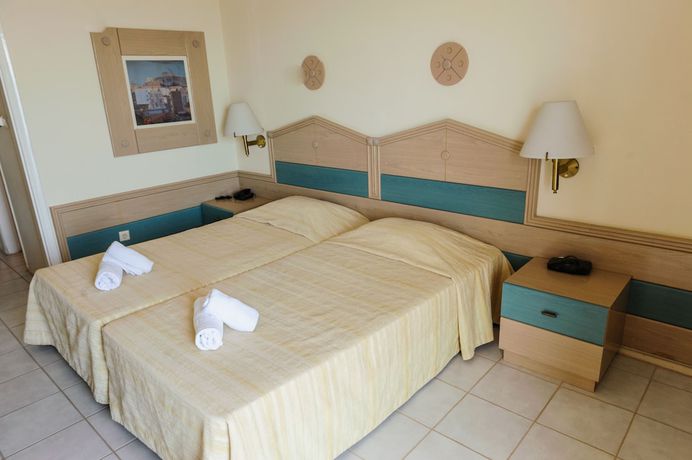 Imagen de la habitación del Hotel Galaxy, Porto Cheli. Foto 4