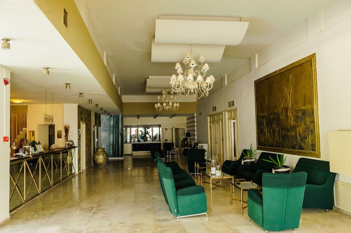 Imagen de los interiores del Hotel Galaxy, Porto Cheli. Foto 10