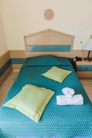 Imagen de la habitación del Hotel Galaxy, Porto Cheli. Foto 6