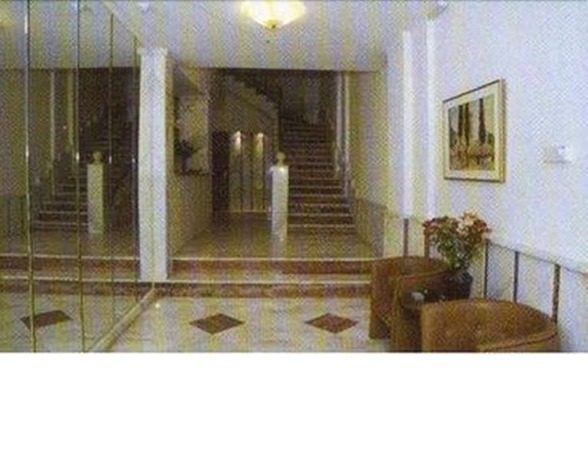 Imagen de los interiores del Hotel Galaxy, Seres. Foto 12