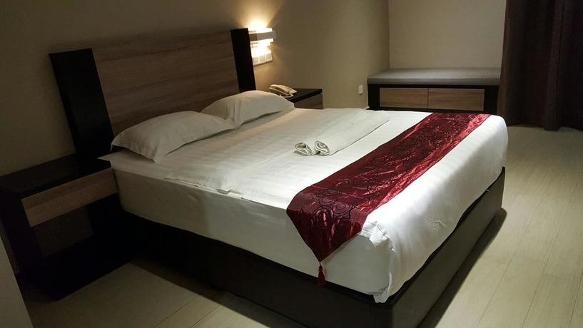 Imagen de la habitación del Hotel Galaxy, Simpang Ampat. Foto 15
