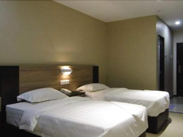 Imagen de la habitación del Hotel Galaxy, Simpang Ampat. Foto 19