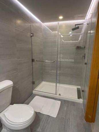 Imagen de la habitación del Hotel Galaxy, St Petersburg. Foto 17