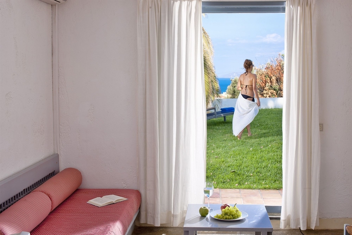 Imagen de la habitación del Hotel Galaxy Suites Boutique Resort. Foto 7