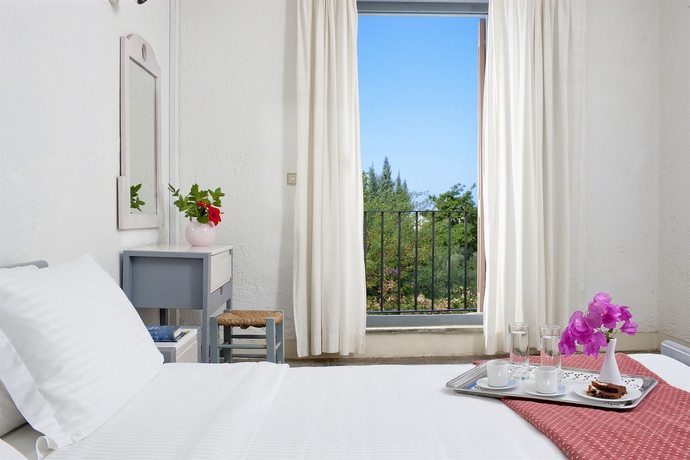 Imagen de la habitación del Hotel Galaxy Suites Boutique Resort. Foto 8