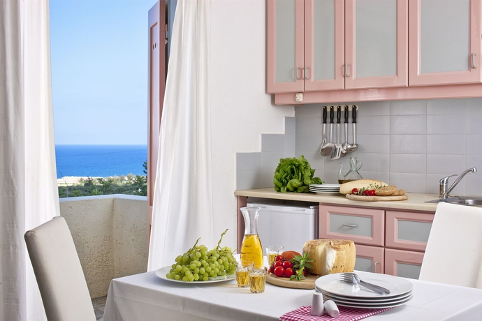 Imagen de la habitación del Hotel Galaxy Suites Boutique Resort. Foto 9