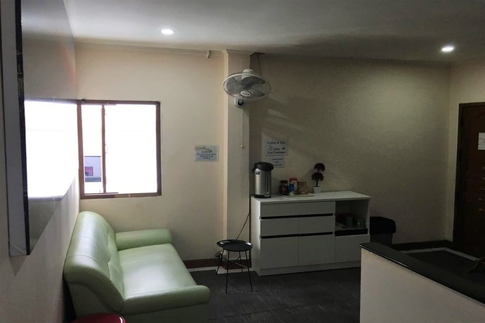 Imagen de la habitación del Hotel Galaxy Suites. Foto 4