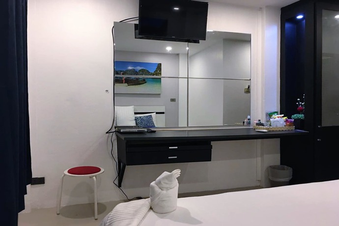 Imagen de la habitación del Hotel Galaxy Suites. Foto 15