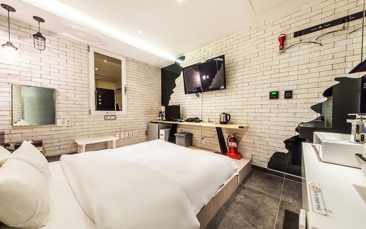 Imagen de la habitación del Hotel Galaxy Tour Yeongdeungpo. Foto 15