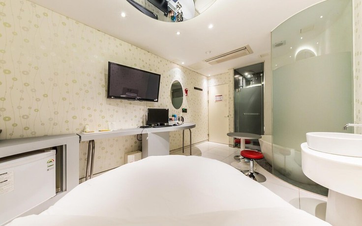 Imagen de la habitación del Hotel Galaxy Tour Yeongdeungpo. Foto 27
