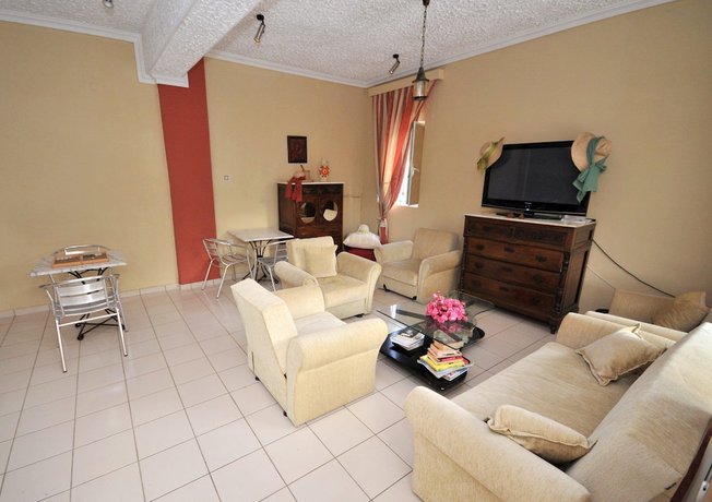 Imagen de los interiores del Hotel Galaxy, Vathi. Foto 20