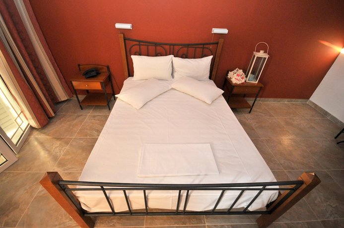 Imagen de la habitación del Hotel Galaxy, Vathi. Foto 13