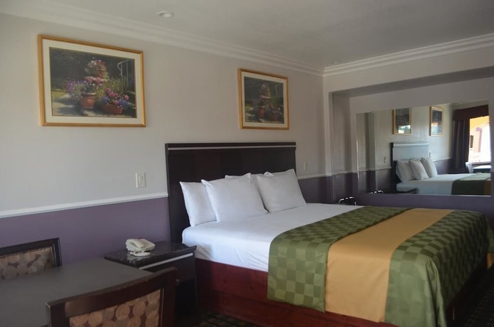 Imagen de la habitación del Hotel Galaxyinn. Foto 6