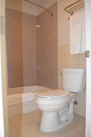 Imagen de la habitación del Hotel Galaxyinn. Foto 14
