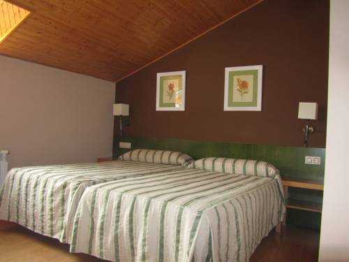 Imagen de la habitación del Hotel Galayos. Foto 5