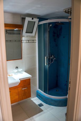 Imagen de la habitación del Hotel Galazio Beach Resort. Foto 5