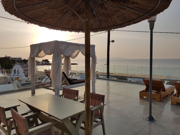 Imagen de la habitación del Hotel Galazio Beach Resort. Foto 14