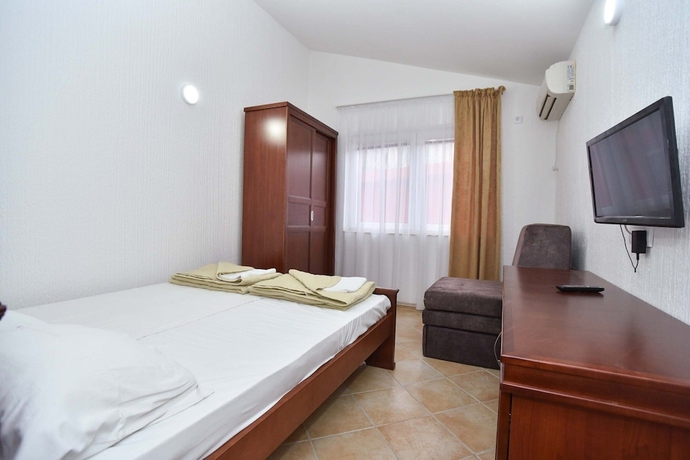 Imagen de la habitación del Hotel Galeb. Foto 8