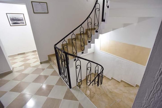 Imagen de los interiores del Hotel Galeb. Foto 17