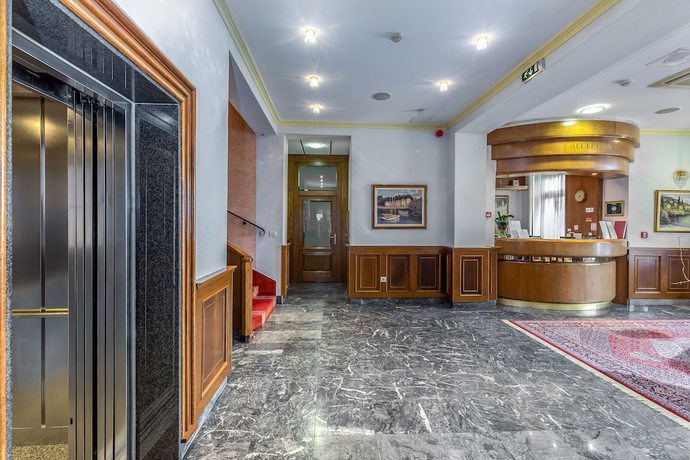 Imagen de los interiores del Hotel Galeb, Plahuti. Foto 19