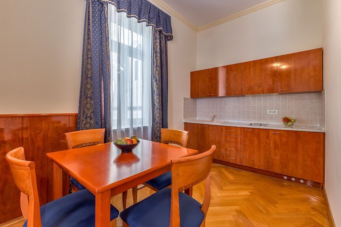 Imagen de la habitación del Hotel Galeb, Plahuti. Foto 16