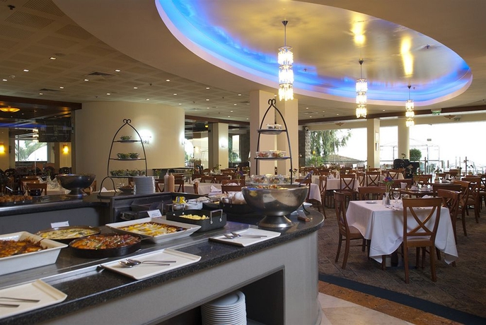 Imagen del bar/restaurante del Hotel Galei Kinnereth. Foto 2