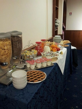 Imagen del bar/restaurante del Hotel Galeno. Foto 3