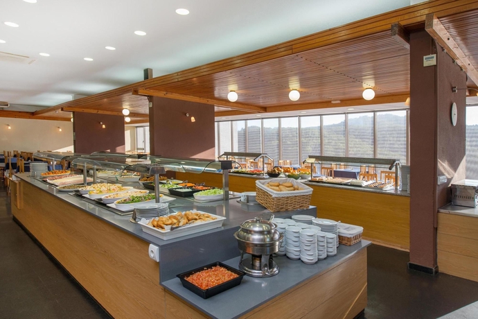 Imagen del bar/restaurante del Hotel Galeón. Foto 3