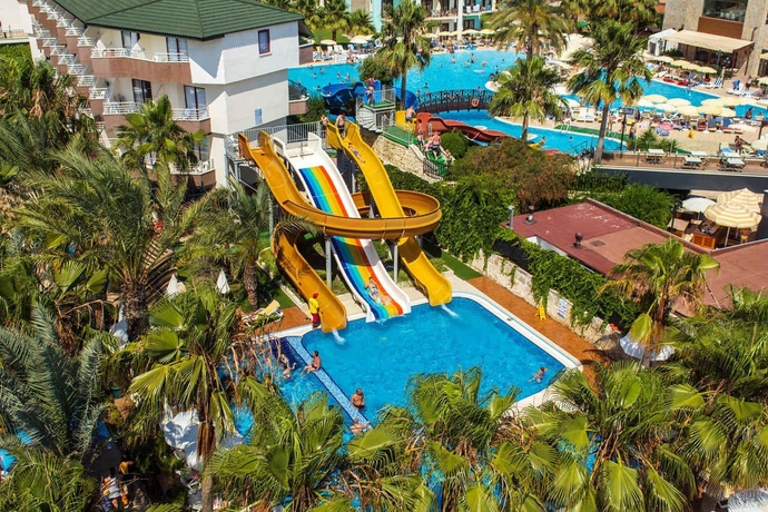 Imagen general del Hotel Galeri Resort. Foto 3