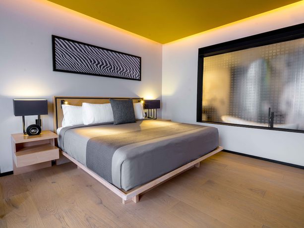 Imagen de la habitación del Hotel Galeria Plaza San Jeronimo. Foto 4