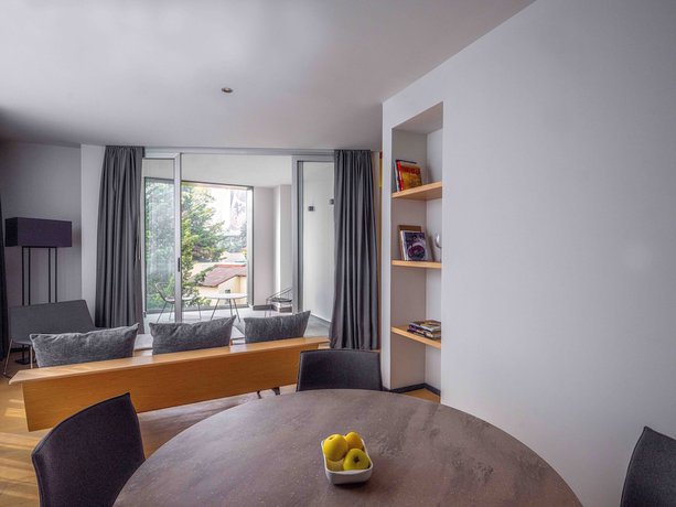 Imagen de la habitación del Hotel Galeria Plaza San Jeronimo. Foto 5