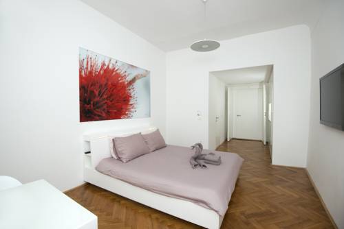 Imagen de la habitación del Hotel Galeria River. Foto 7