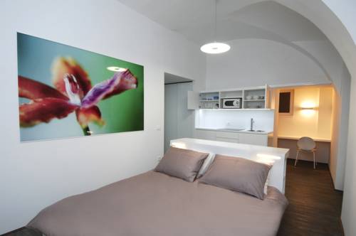 Imagen de la habitación del Hotel Galeria River. Foto 10