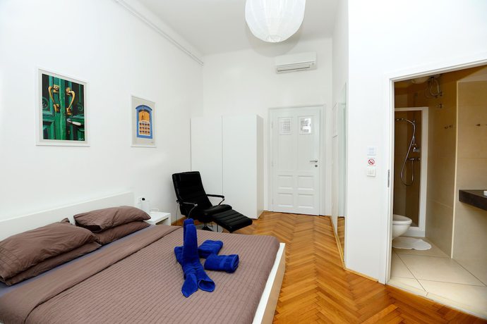 Imagen de la habitación del Hotel Galeria Rooms. Foto 2