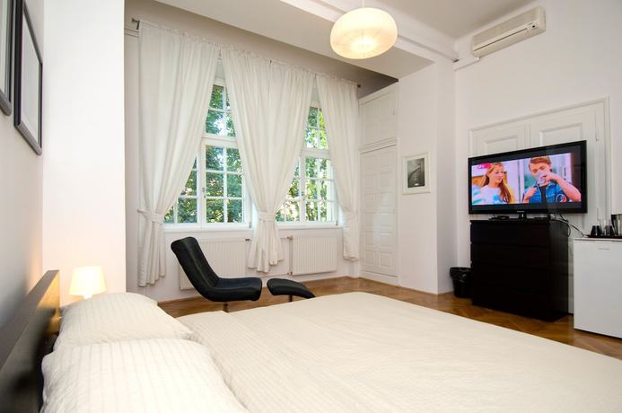 Imagen de la habitación del Hotel Galeria Rooms. Foto 10