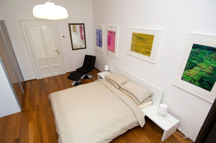 Imagen de la habitación del Hotel Galeria Rooms. Foto 11