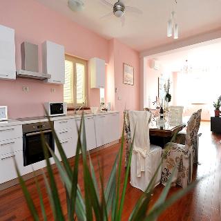 Imagen general del Hotel Galeria Valeria Seaside Downtown - Mag Quaint and Elegant Boutique. Foto 24