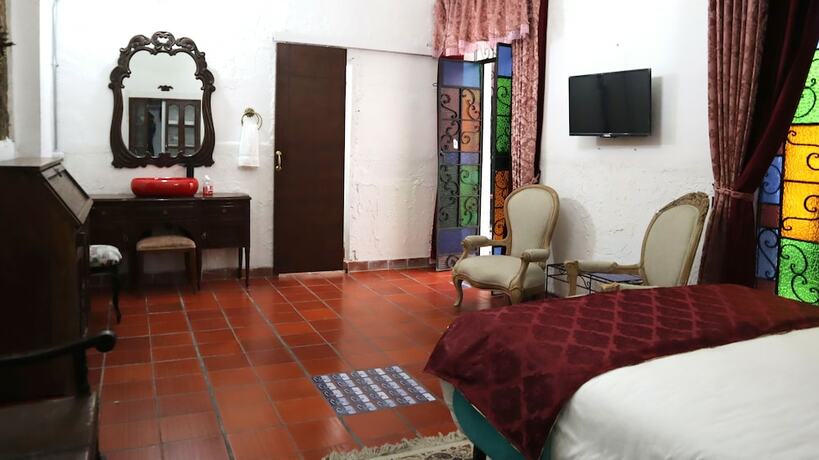 Imagen de la habitación del Hotel Galer&iacute;a Casa de La Luz. Foto 18