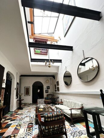 Imagen general del Hotel Galer&iacute;a Casa de La Luz. Foto 13