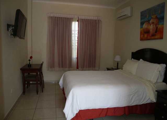 Imagen general del Hotel Galer&iacute;a. Foto 11