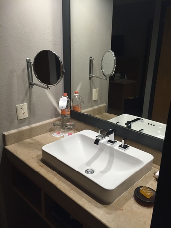 Imagen de la habitación del Hotel Galería Plaza Veracruz By Brisas. Foto 9