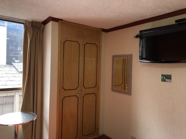 Imagen de la habitación del Hotel Galerias Inn, Bogot&aacute;. Foto 19