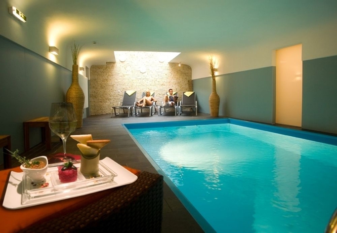 Imagen de la piscina del Hotel Galerie Bad Reichenhall. Foto 10