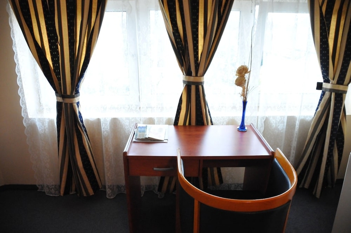 Imagen de la habitación del Hotel Galerija. Foto 17