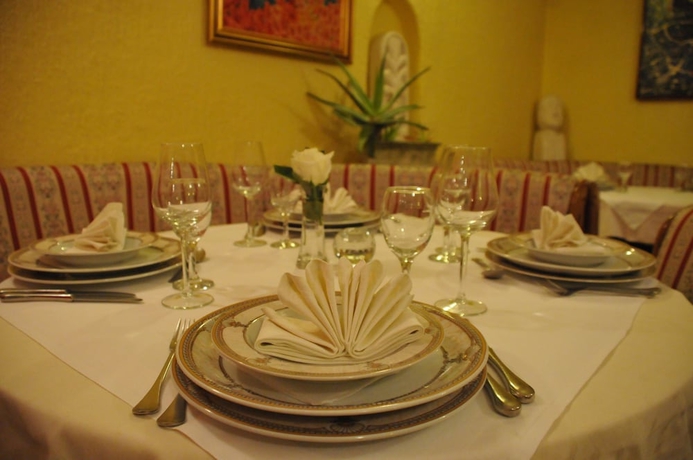 Imagen del bar/restaurante del Hotel Galerija. Foto 5