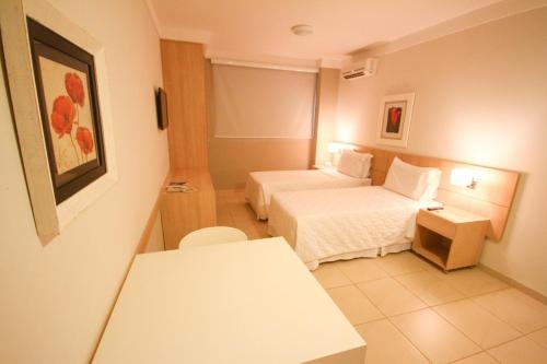 Imagen de la habitación del Hotel Gales Park. Foto 8