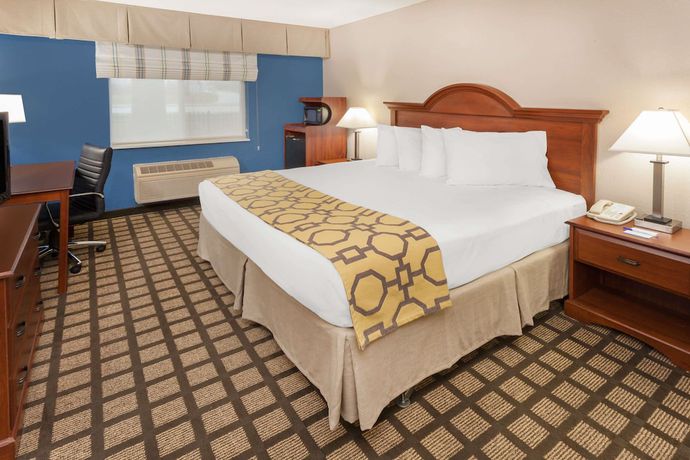 Imagen de la habitación del Hotel Galesburg Inn and Suites. Foto 9